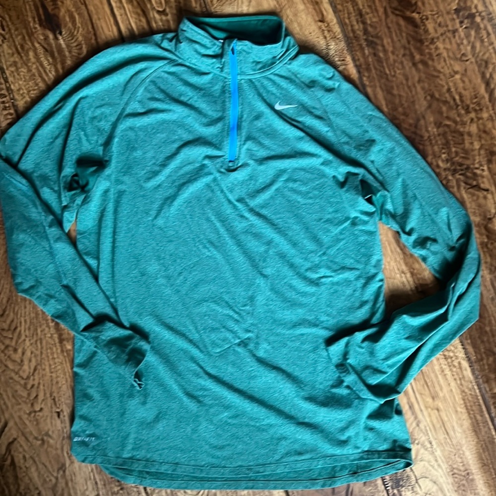 Nike Men’s dri-fit running shirt